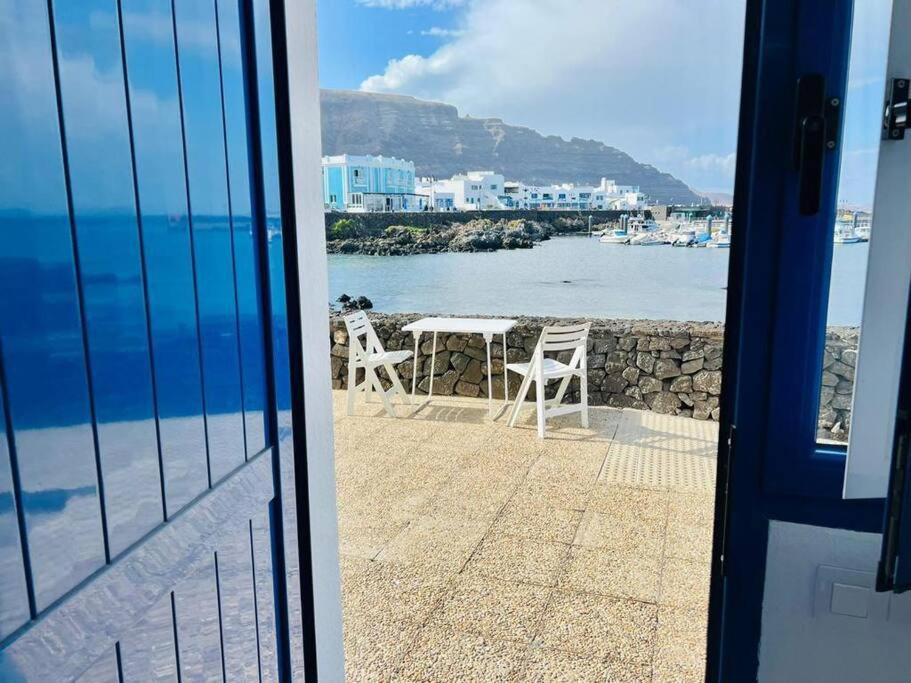 Orzola Oceanviews Lägenhet Exteriör bild