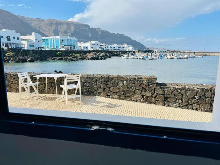 Orzola Oceanviews Lägenhet Exteriör bild